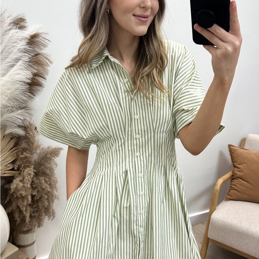 Green and White Pleated Midi Dress with Polo Collar